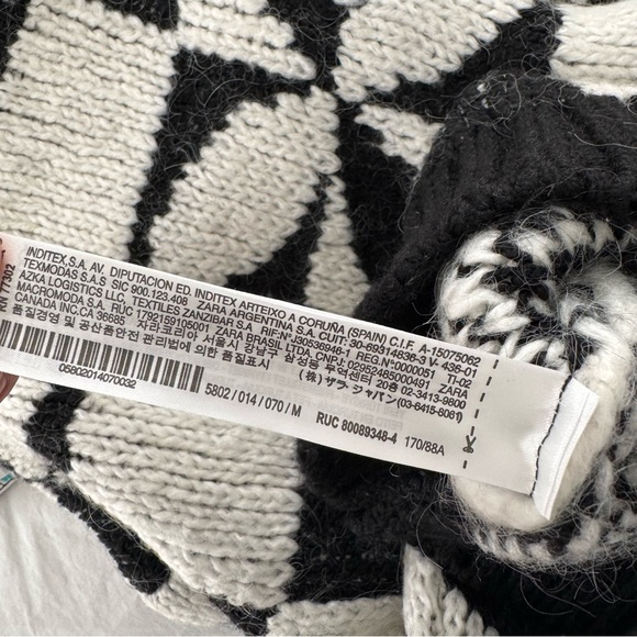 Zara Black and White Flower Checkered Cardigan Sweater - Picture 4 of 4